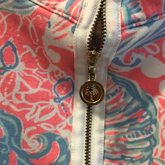 Xs Lilly Pulitzer pullover - Picture 2 of 3